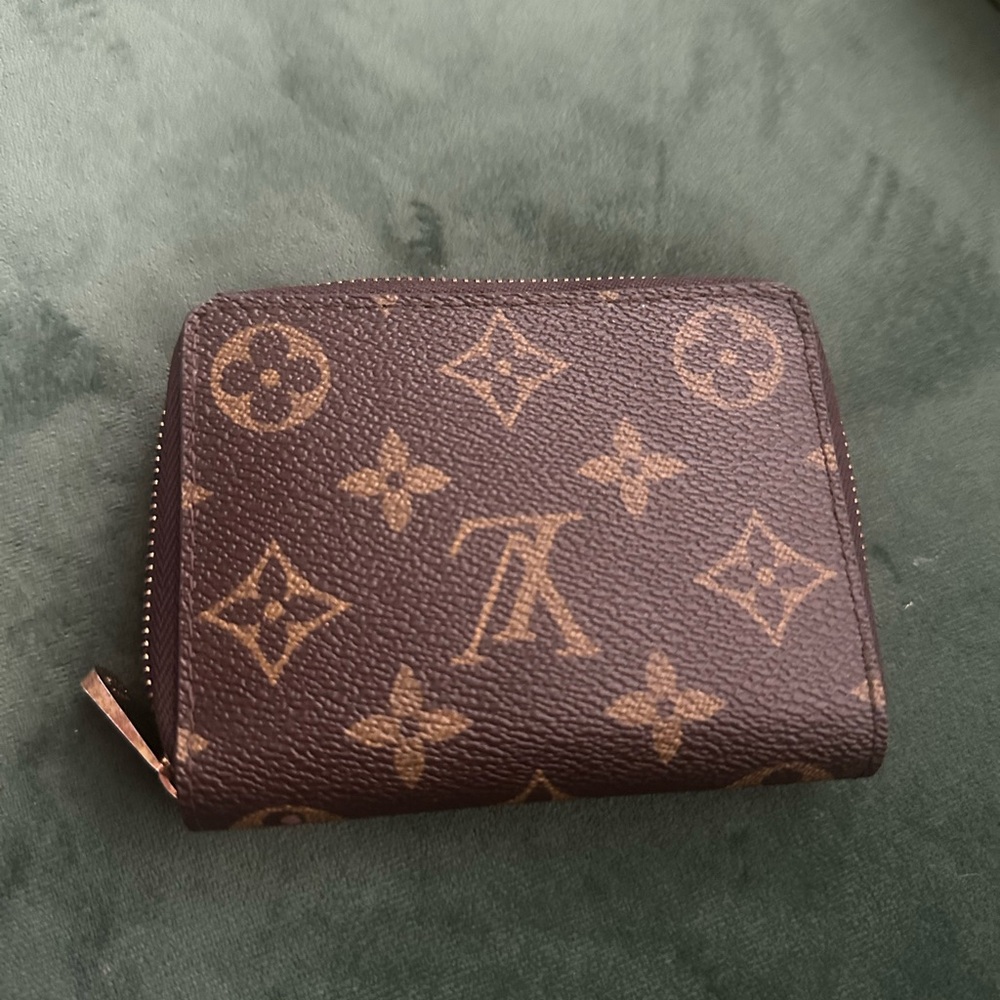 Louis Vuitton Zippy Coin Purse - Picture 2 of 3
